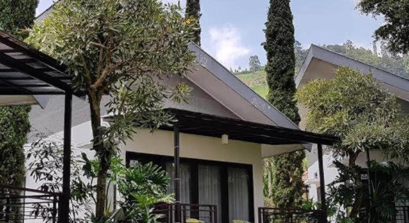 New Mountain Springs Hotel & Resort Lembang Ngoại thất bức ảnh